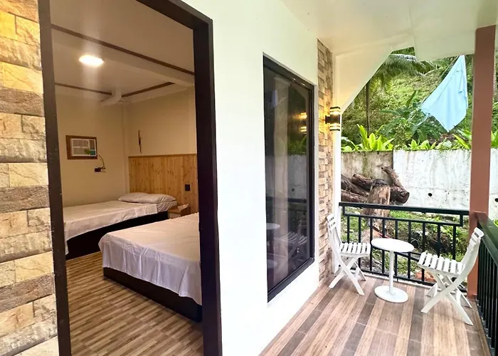 Guest house Family For 4-6 Camotes